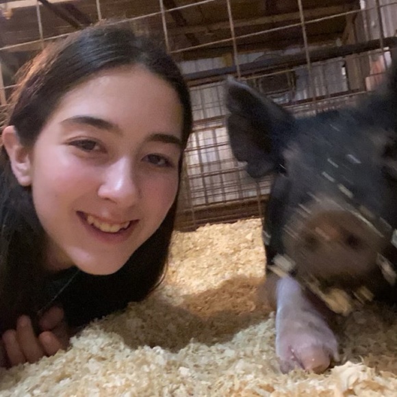 Meet your Posher, Rebecca - Picture 15 of 16